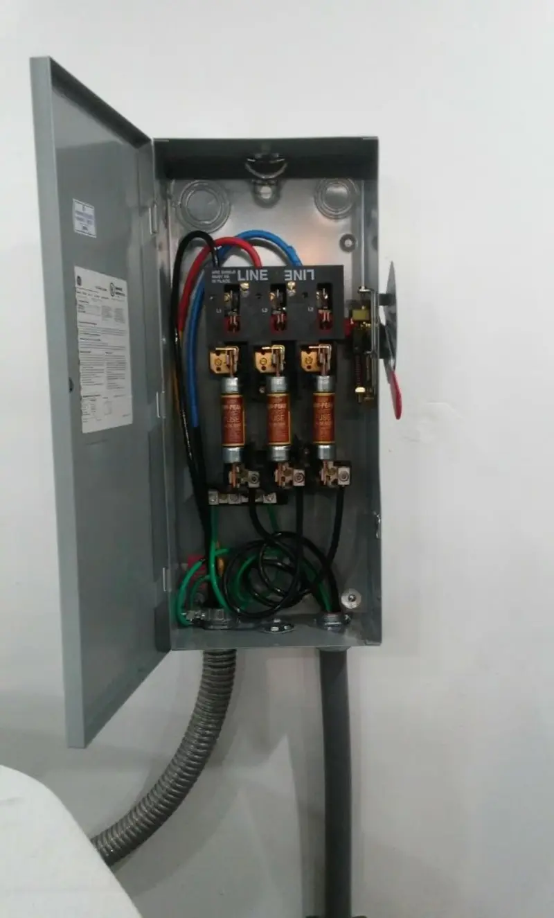 Three-phase disconnect switch installed for Smoke Detector Installation in Bangor